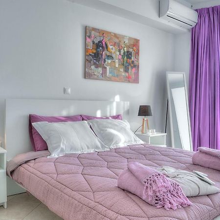 Downtown Glyfada Smart Apartment เอเธนส์ ภายนอก รูปภาพ