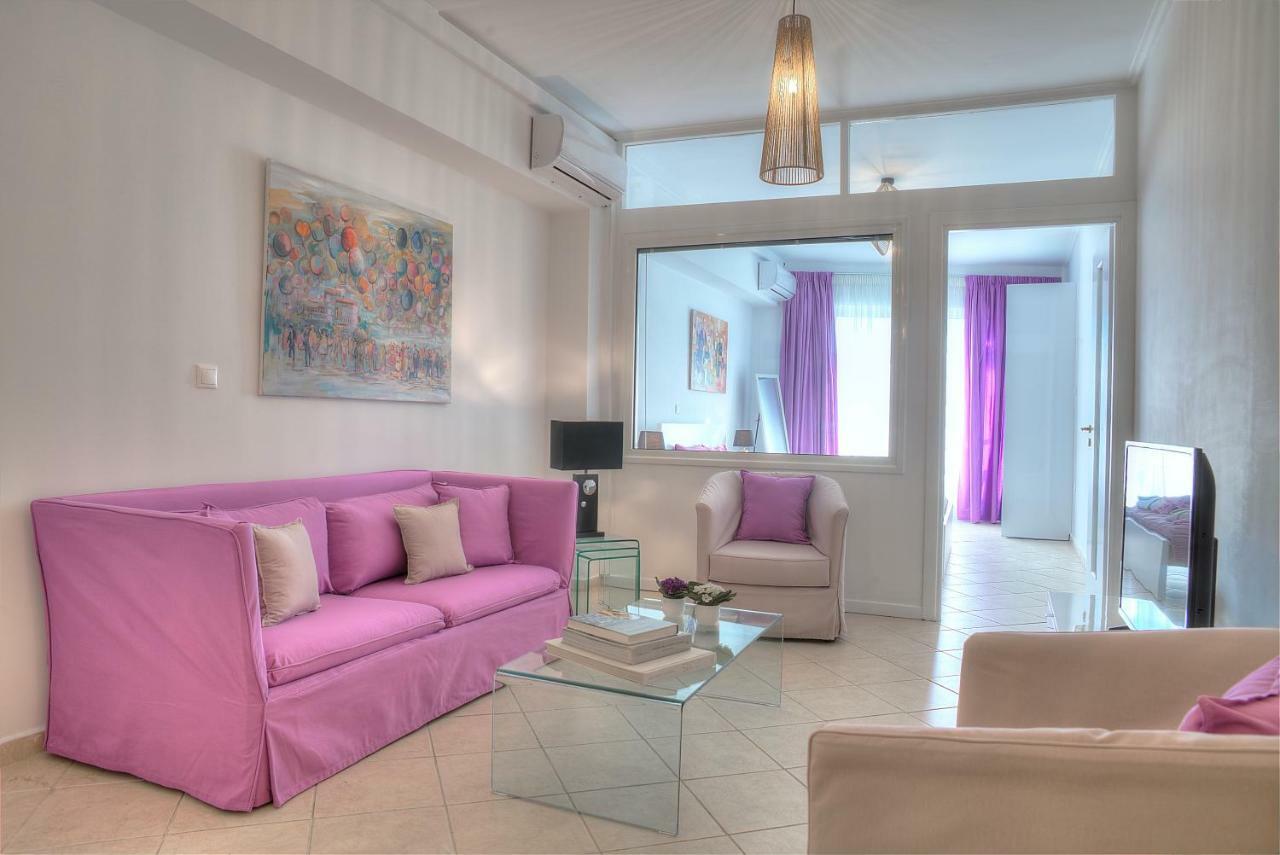 Downtown Glyfada Smart Apartment เอเธนส์ ภายนอก รูปภาพ